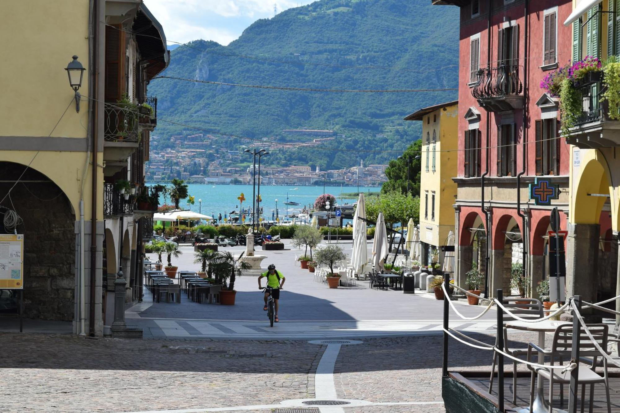Aros Mountain Lake Iseo Hospitaliy Pisogne Exterior foto